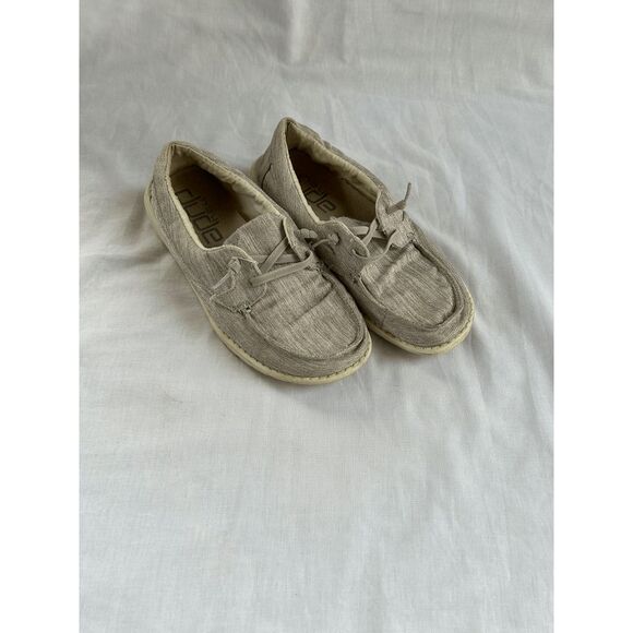Women's Hey Dudes in Linen Gray, Size 8, Slip-on, Casual, comfortable, - Picture 1 of 7